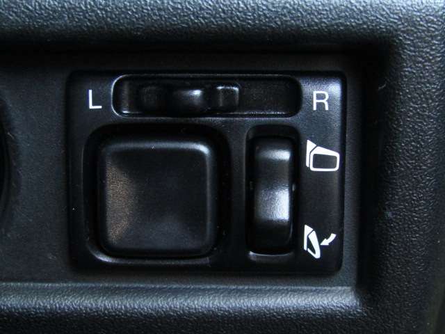 U00048068599_75_001.jpg