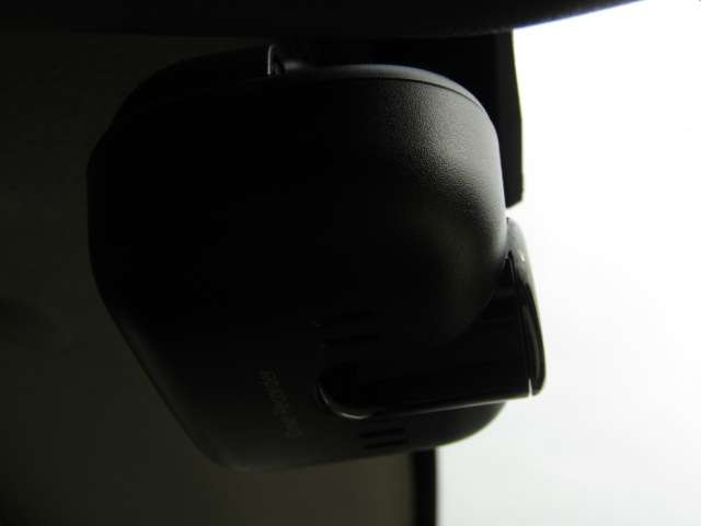 U00047628310_79_001.jpg