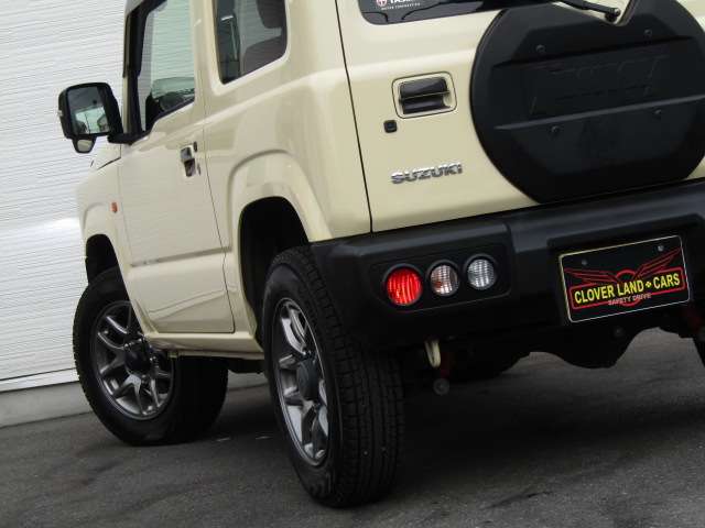 U00047628310_9_001.jpg