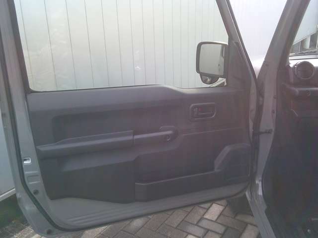 U00048172312_39_002.jpg