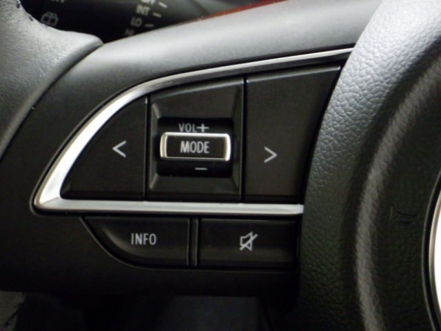 UZ0048171901_15_001.jpg