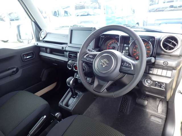 U00048004531_10_002.jpg