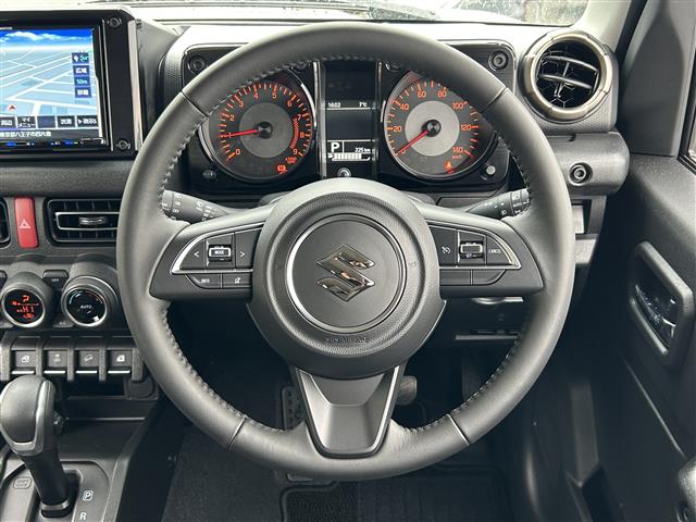UZ0048509548_7_002.jpg