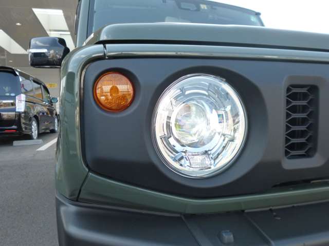 U00048376022_34_001.jpg