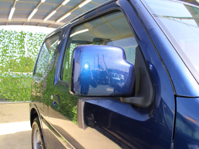 UZ0048320173_11_001.jpg