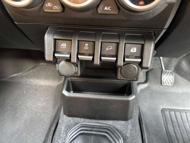 U00048421156_35_001.jpg