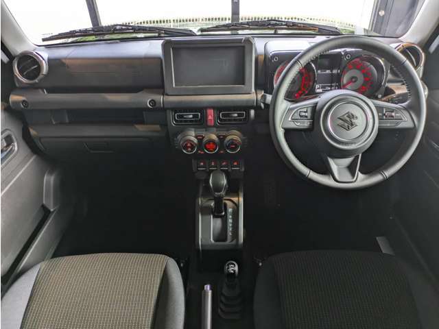 U00048133063_3_002.jpg