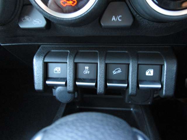 U00047919225_11_001.jpg