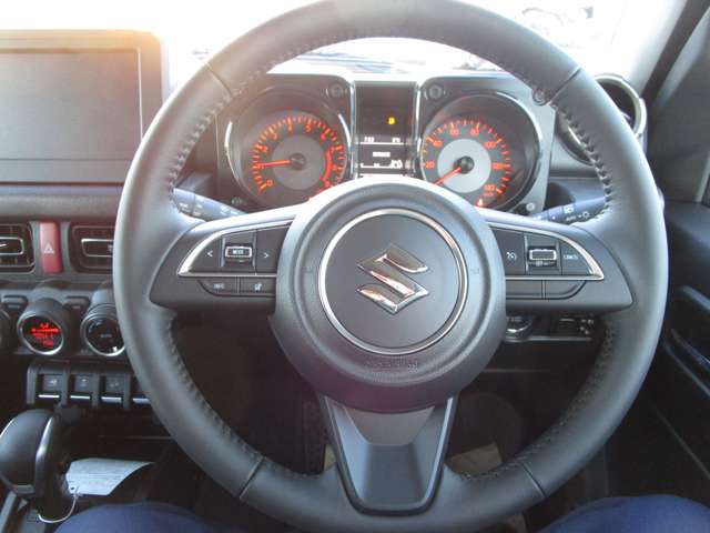 U00047919225_13_001.jpg