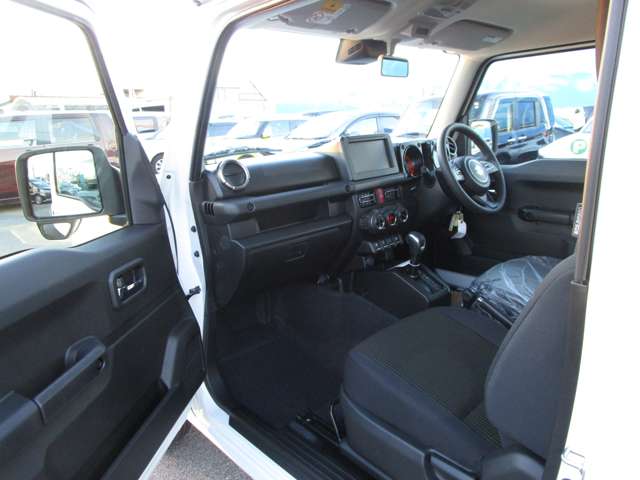 U00047919225_75_001.jpg