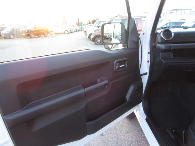 U00047919225_76_001.jpg