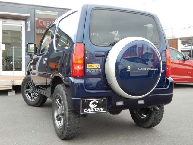 UJ0048565641_42_001.jpg