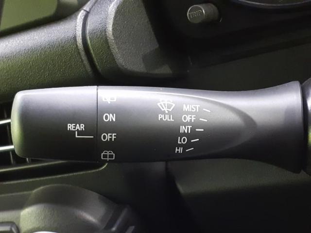 UZ0048569808_16_001.jpg
