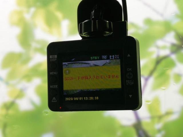 UZ0048529969_13_001.jpg