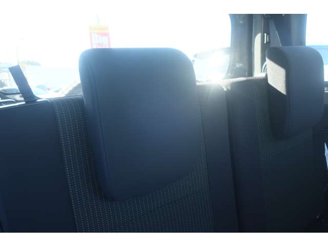 U00047144467_61_001.jpg