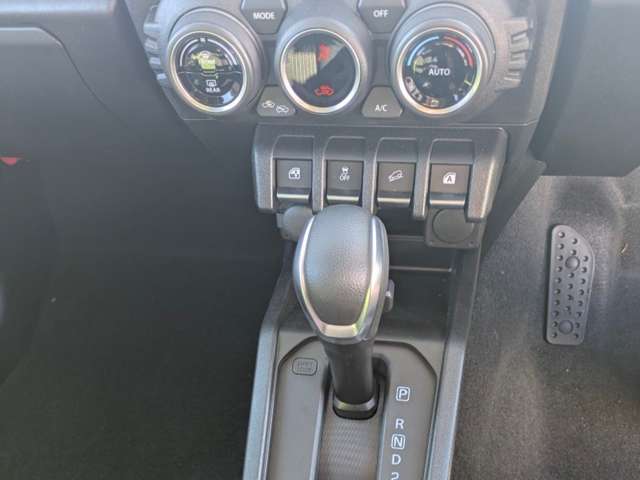 U00047618336_35_004.jpg