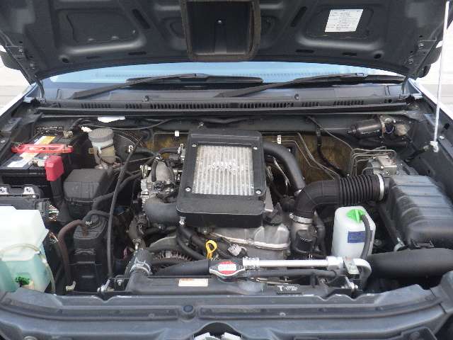 UJ0047746659_62_003.jpg