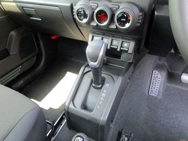 U00045404541_41_002.jpg