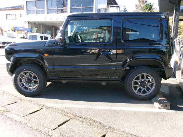 U00047246834_7_003.jpg