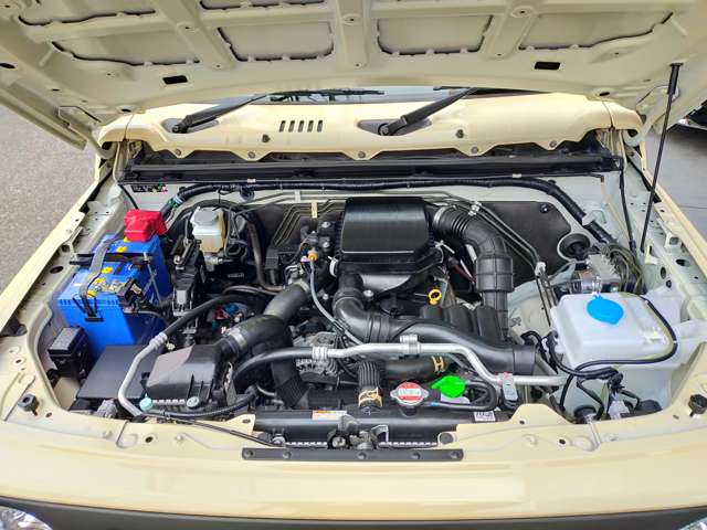 U00048056691_15_001.jpg