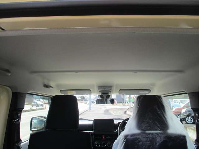 U00048184717_33_001.jpg