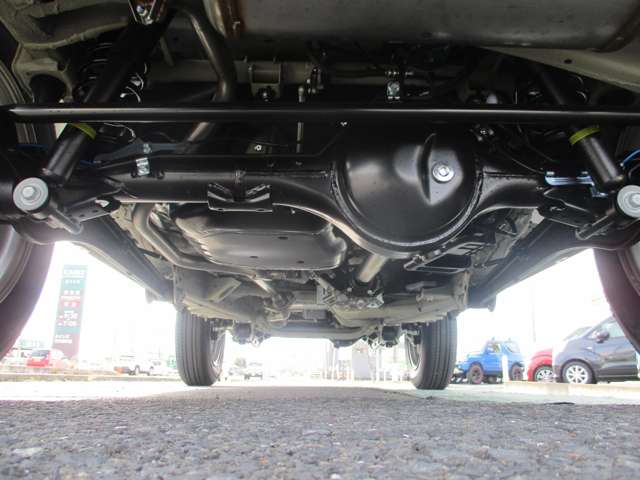 U00048184717_49_001.jpg