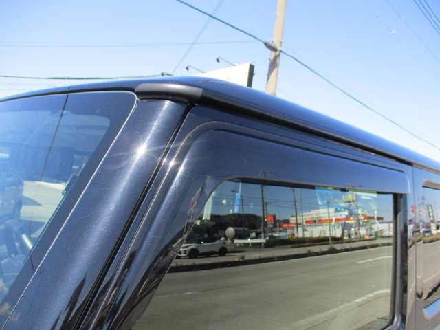 U00048356093_12_001.jpg