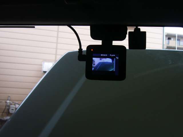 U00046865692_42_001.jpg