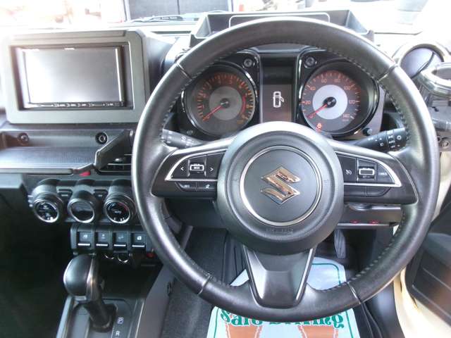U00048365240_41_001.jpg