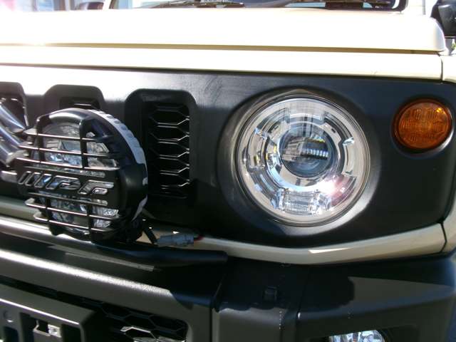 U00048365240_7_001.jpg