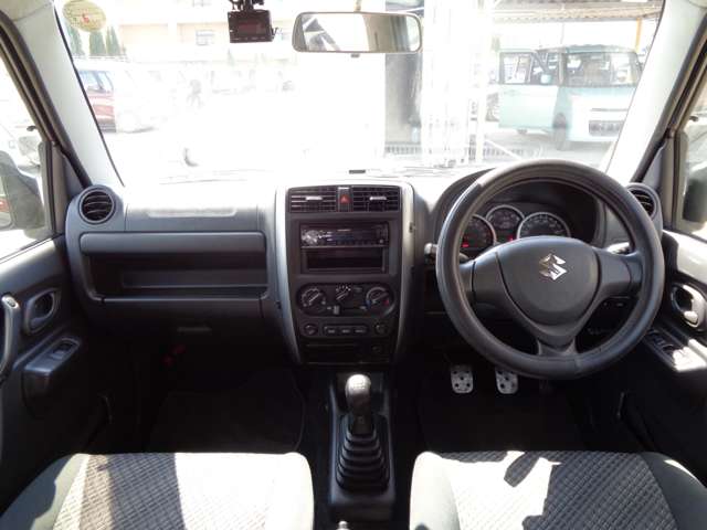 UJ0048368213_31_002.jpg