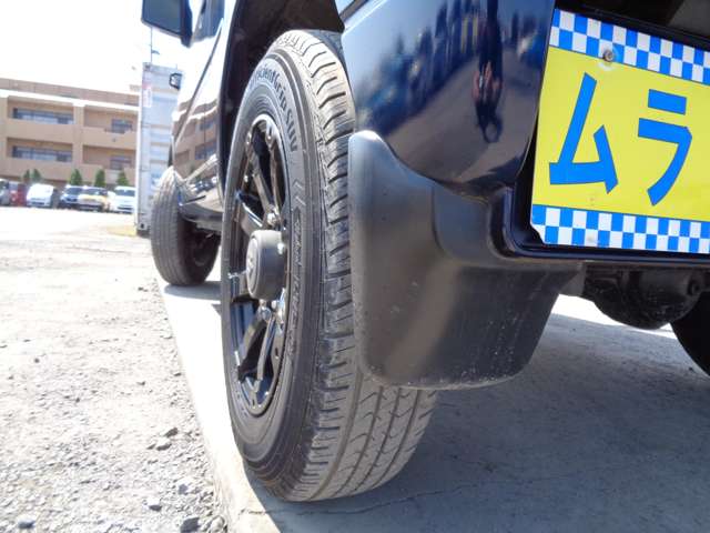 UJ0048368213_72_001.jpg
