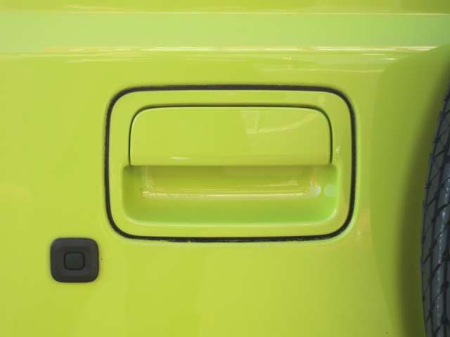 U00048251586_37_001.jpg