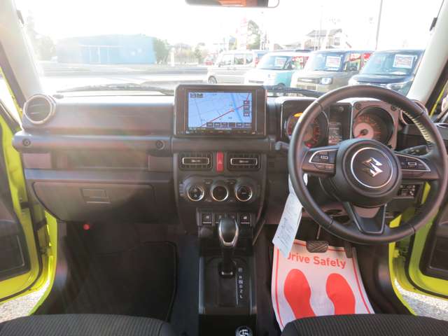 U00048251586_49_001.jpg