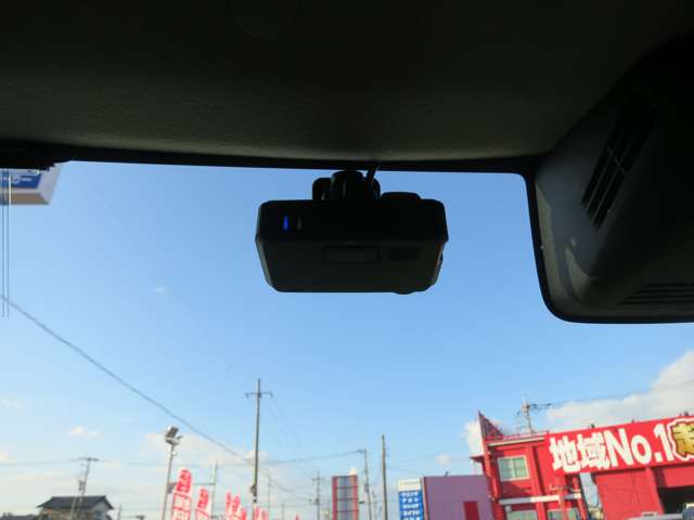 U00048251586_5_001.jpg