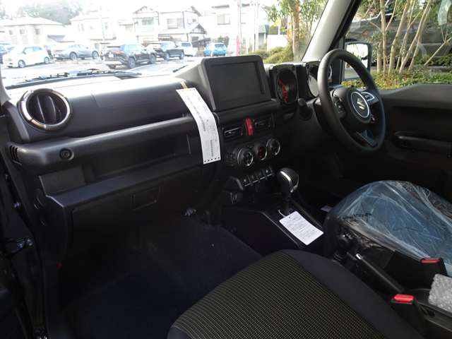 U00047812821_10_003.jpg