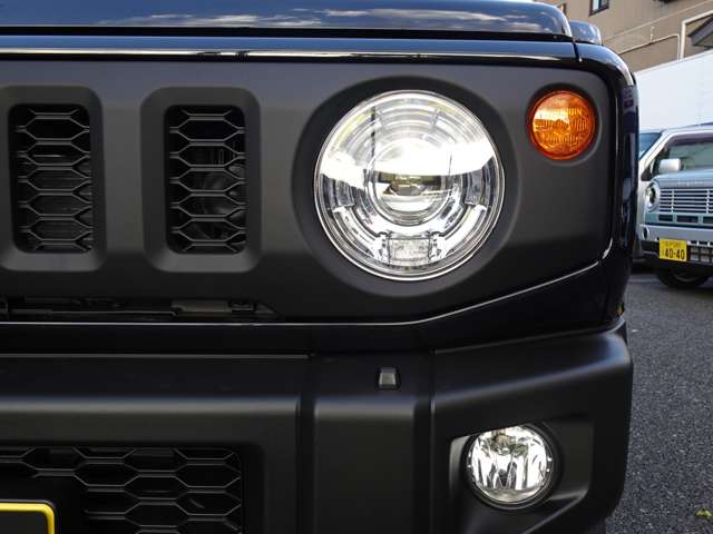U00047812821_30_004.jpg