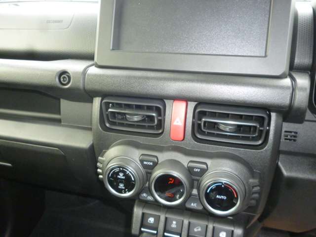 U00048027884_12_002.jpg