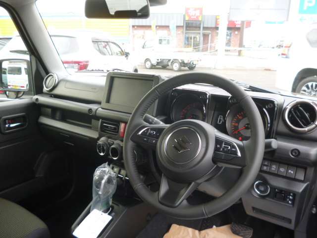 U00048027884_7_002.jpg