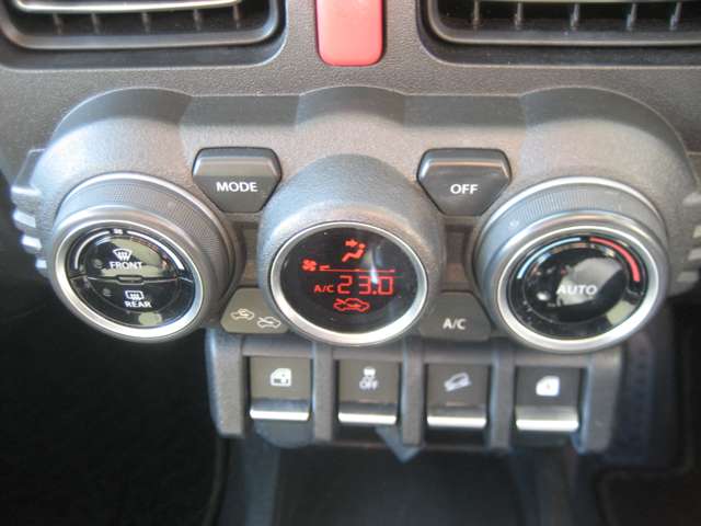 U00047994495_37_003.jpg