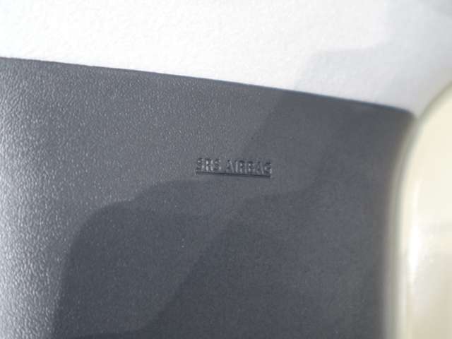 UZ0048267119_45_001.jpg