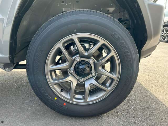 UZ0048359761_56_001.jpg