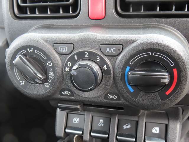 U00048285551_31_001.jpg