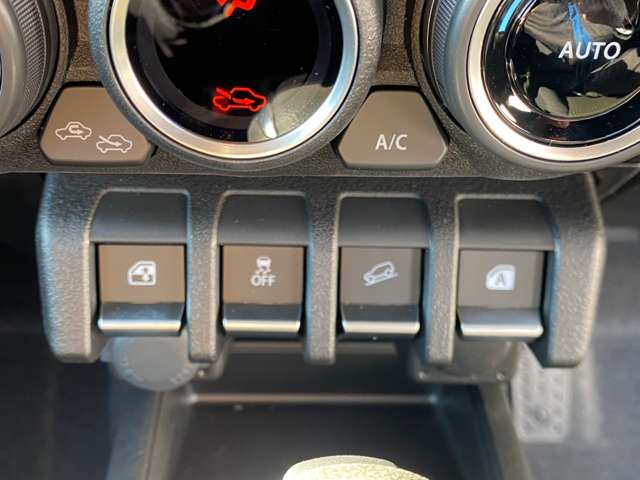 U00047668920_33_001.jpg