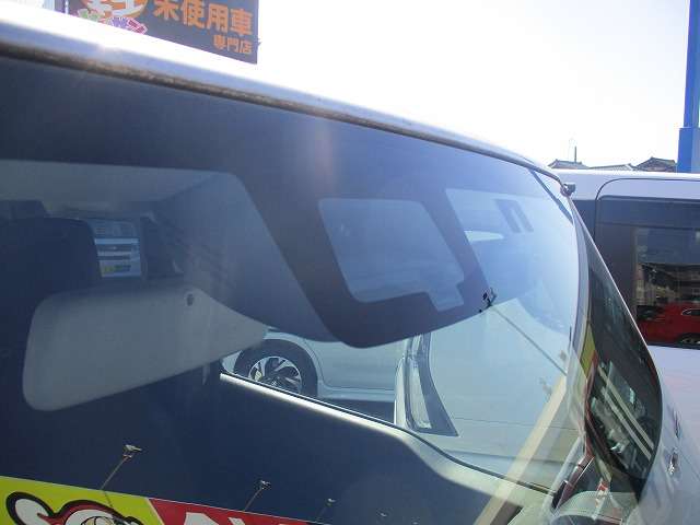 U00048141174_12_002.jpg