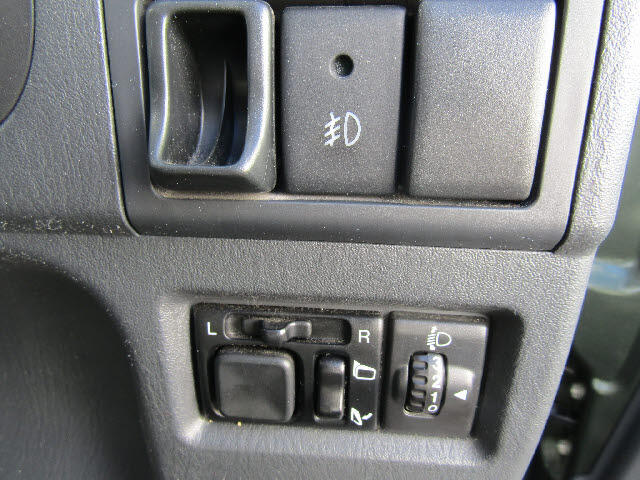 UZ0047309152_10_003.jpg