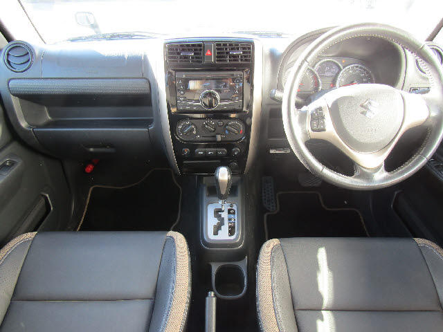 UZ0047309152_2_003.jpg