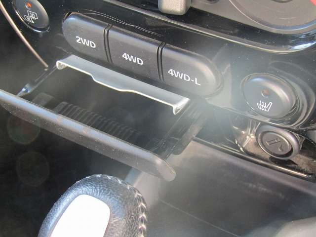 UZ0047309152_54_001.jpg