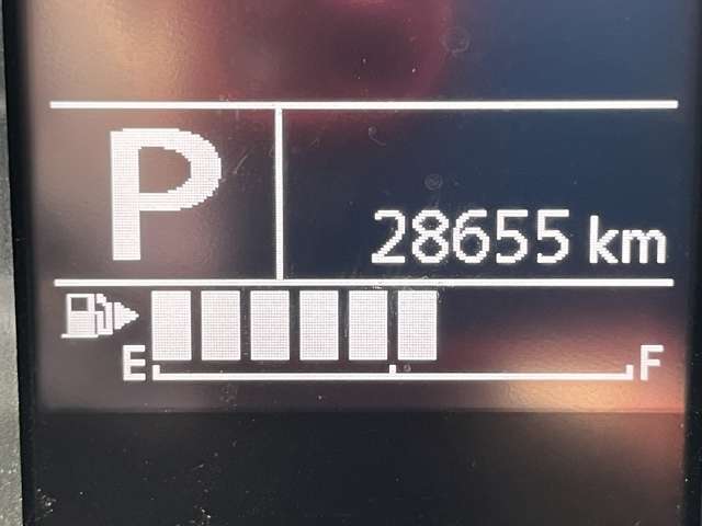 UZ0048107545_35_001.jpg