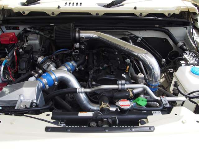 U00048542185_12_001.jpg